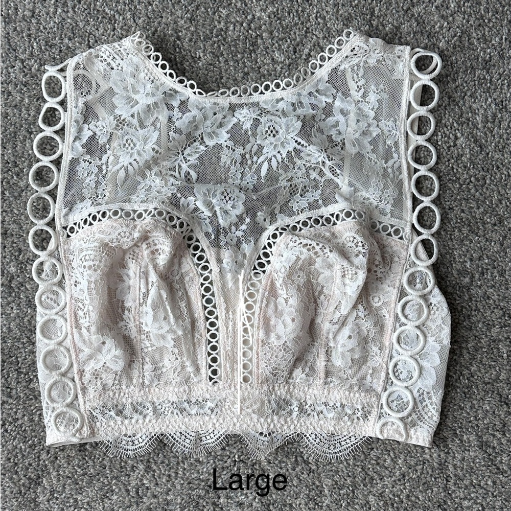 Victoria’s Secret Cream Lace Bralette